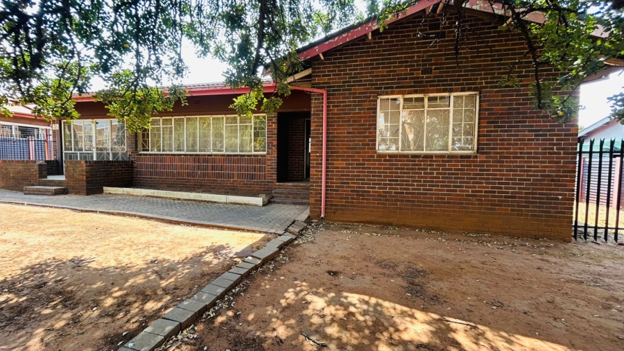 3 Bedroom Property for Sale in West Park Gauteng