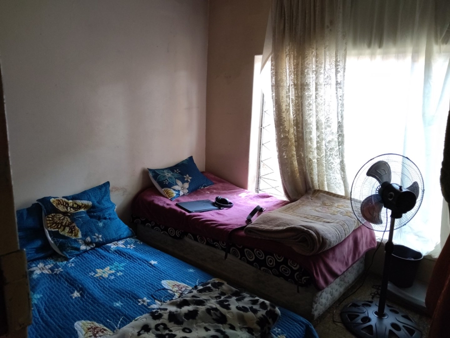 10 Bedroom Property for Sale in Laudium Gauteng