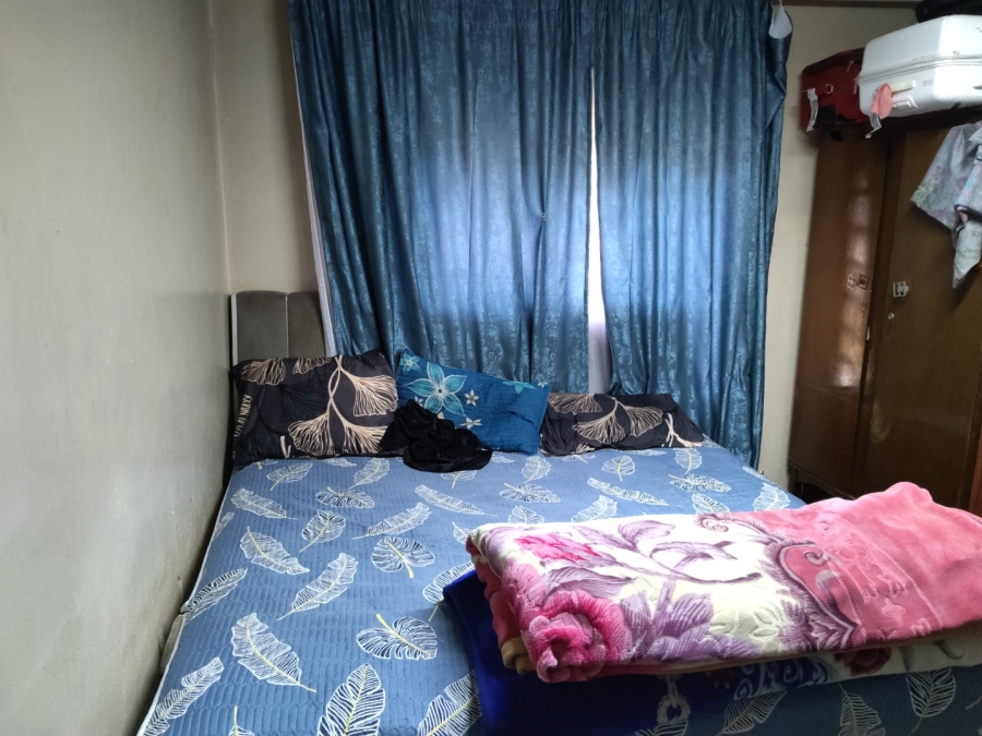 10 Bedroom Property for Sale in Laudium Gauteng