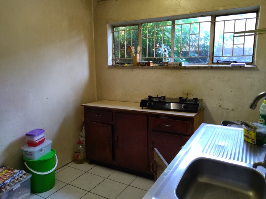 10 Bedroom Property for Sale in Laudium Gauteng