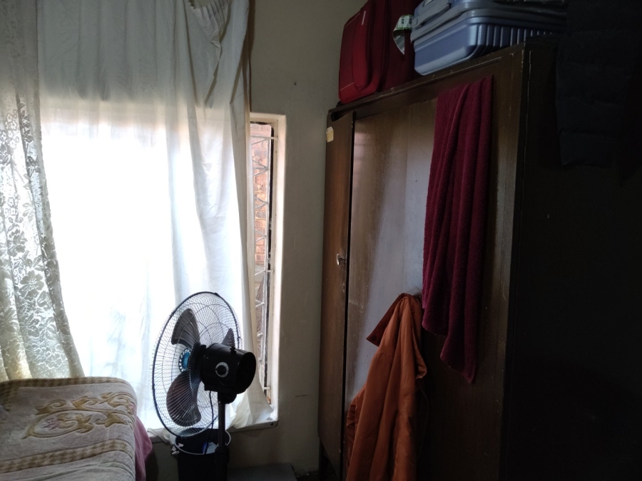 10 Bedroom Property for Sale in Laudium Gauteng