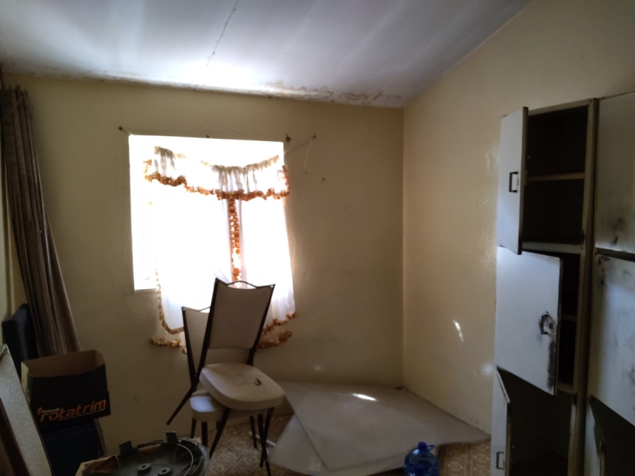 10 Bedroom Property for Sale in Laudium Gauteng