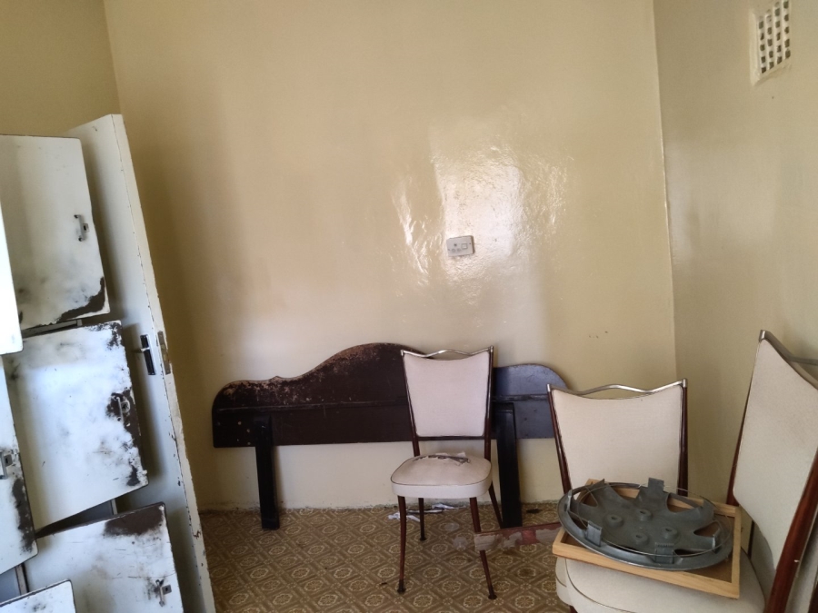 10 Bedroom Property for Sale in Laudium Gauteng