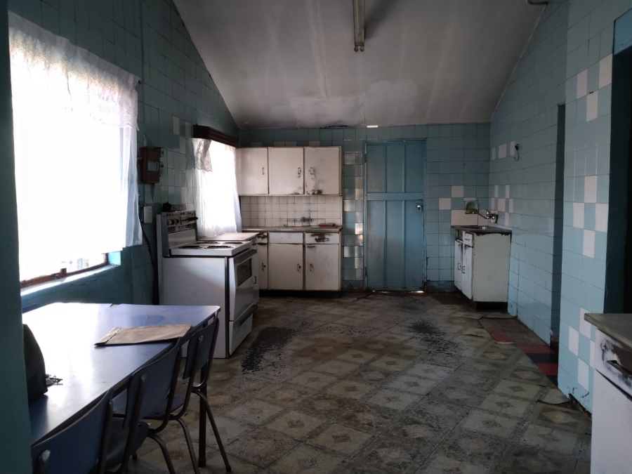 10 Bedroom Property for Sale in Laudium Gauteng