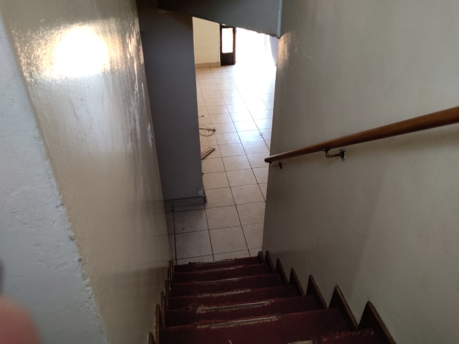 10 Bedroom Property for Sale in Laudium Gauteng