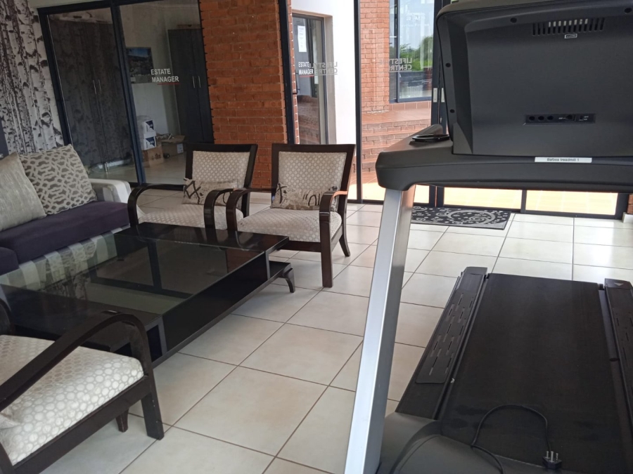 To Let 1 Bedroom Property for Rent in Oakdene Gauteng