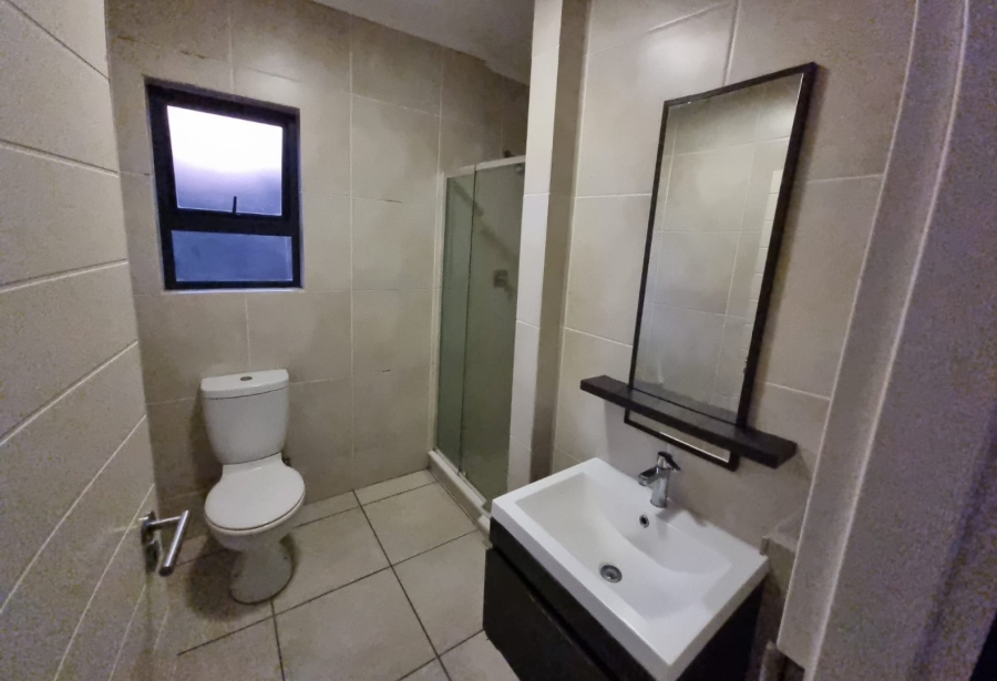 To Let 1 Bedroom Property for Rent in Oakdene Gauteng