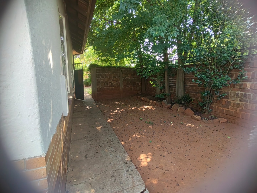 12 Bedroom Property for Sale in Westdene Gauteng