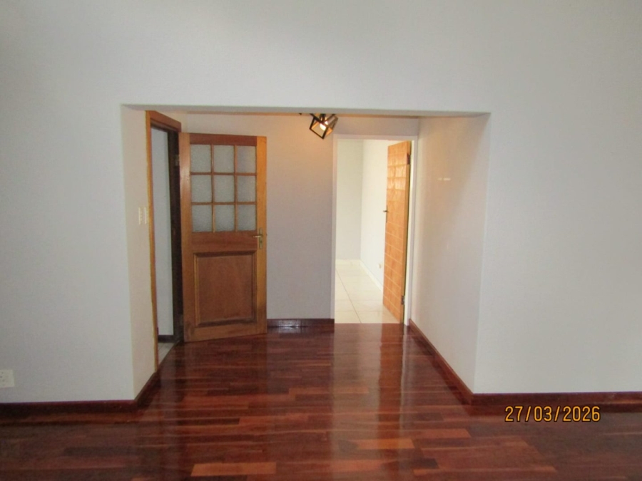 4 Bedroom Property for Sale in Glen Marais Gauteng