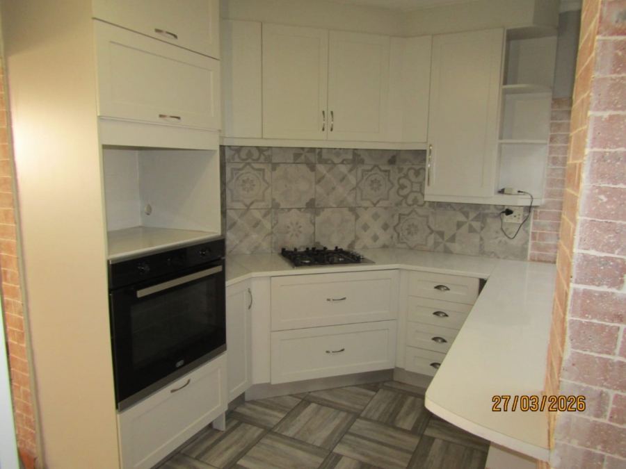 4 Bedroom Property for Sale in Glen Marais Gauteng