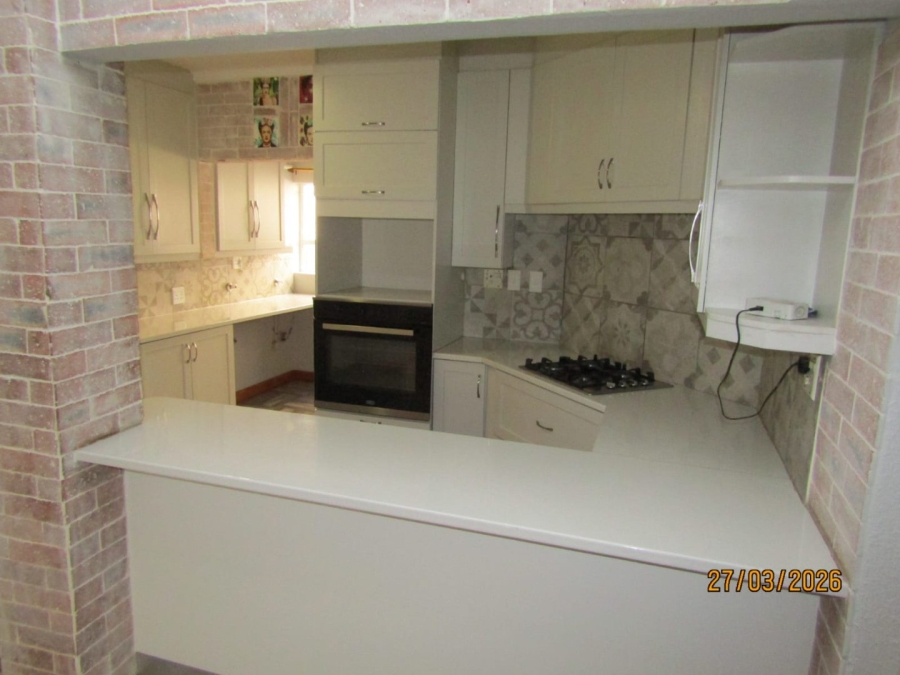 4 Bedroom Property for Sale in Glen Marais Gauteng