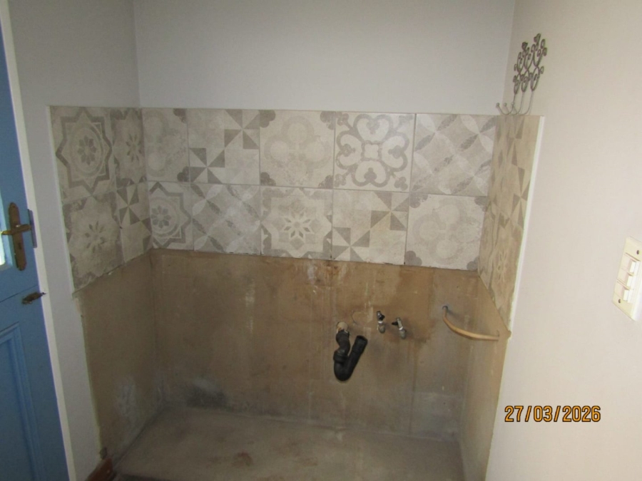 4 Bedroom Property for Sale in Glen Marais Gauteng