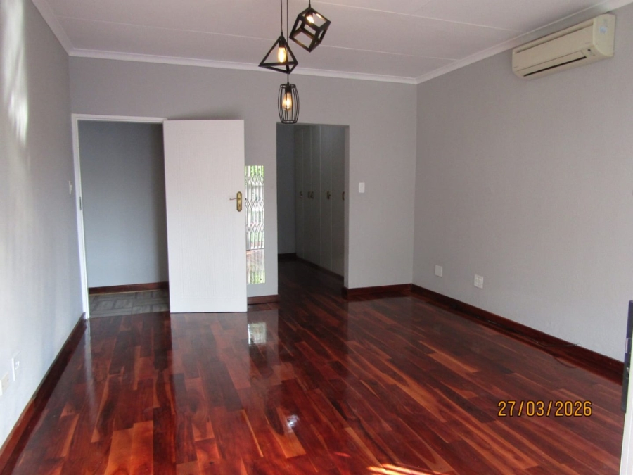 4 Bedroom Property for Sale in Glen Marais Gauteng