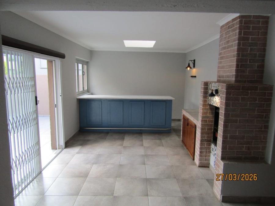 4 Bedroom Property for Sale in Glen Marais Gauteng