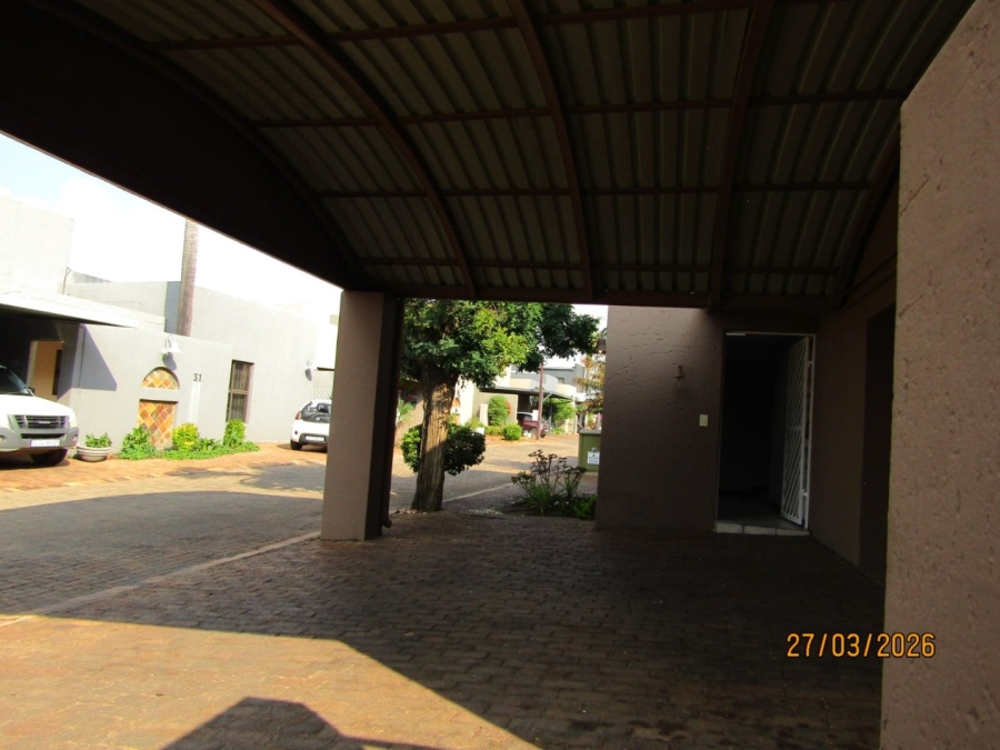 4 Bedroom Property for Sale in Glen Marais Gauteng