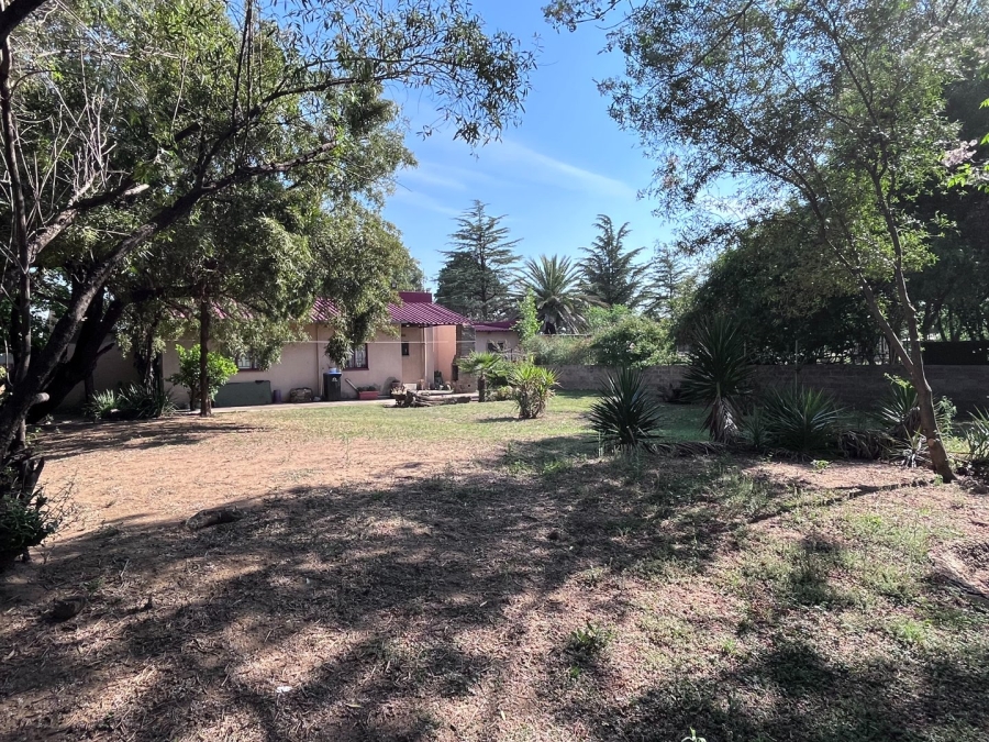 3 Bedroom Property for Sale in Theoville Gauteng