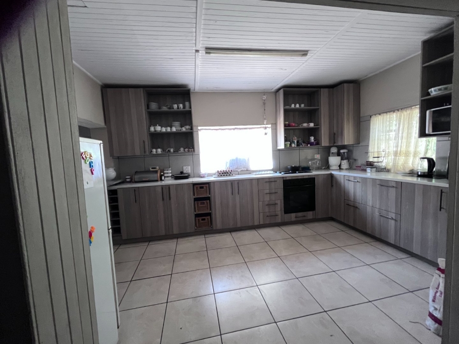 3 Bedroom Property for Sale in Theoville Gauteng