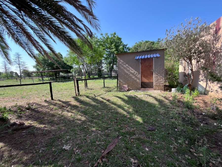 3 Bedroom Property for Sale in Theoville Gauteng