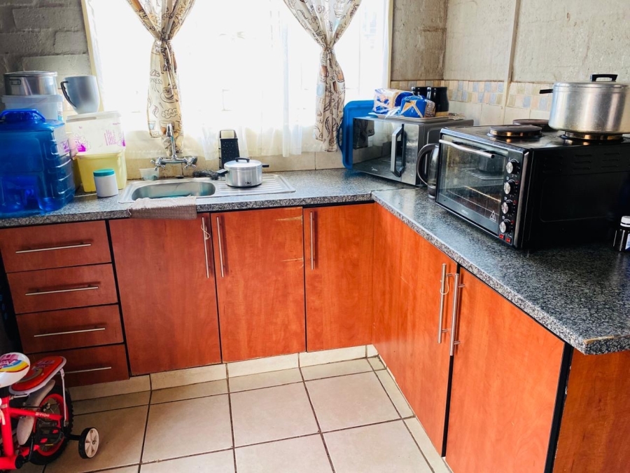 4 Bedroom Property for Sale in Nellmapius Gauteng