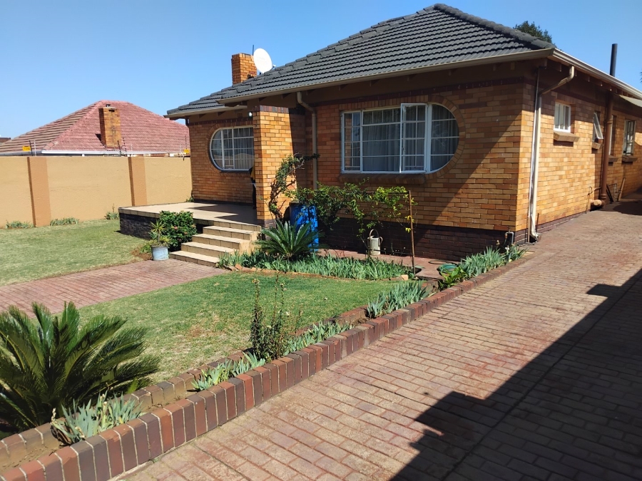 3 Bedroom Property for Sale in Malvern East Gauteng