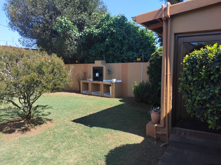 3 Bedroom Property for Sale in Malvern East Gauteng