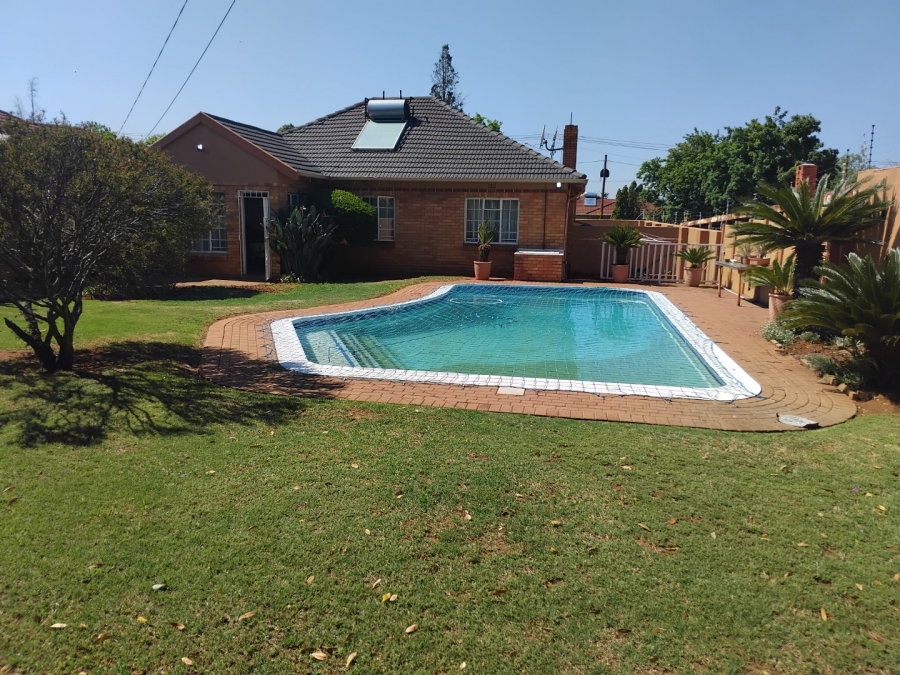 3 Bedroom Property for Sale in Malvern East Gauteng