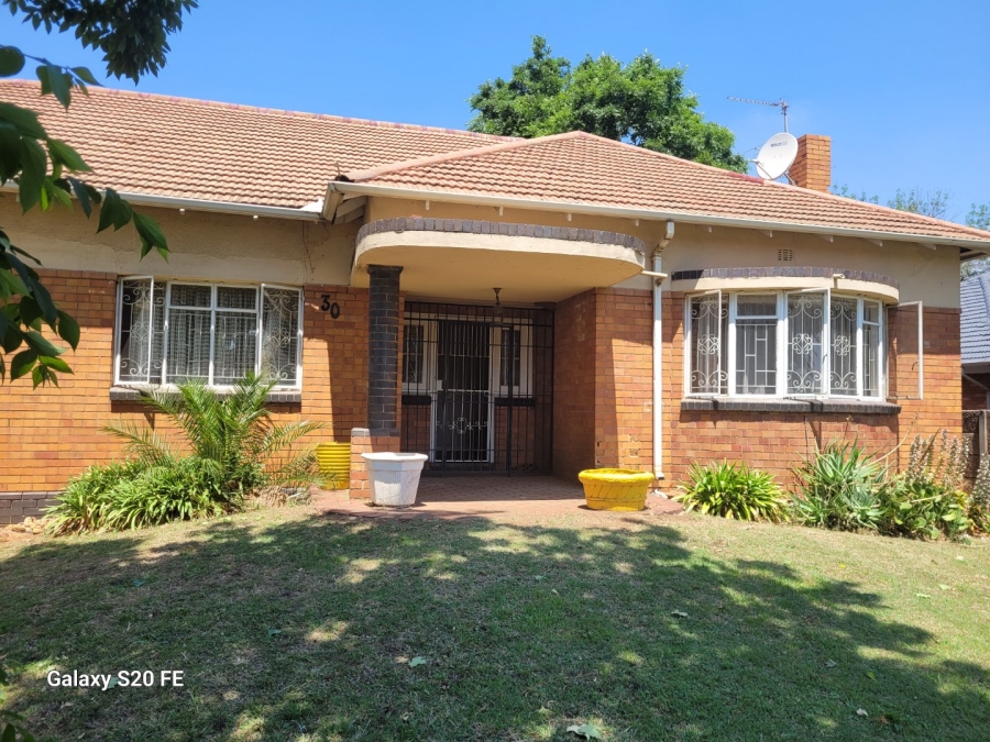 4 Bedroom Property for Sale in Selection Park Gauteng