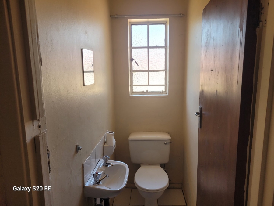 4 Bedroom Property for Sale in Selection Park Gauteng