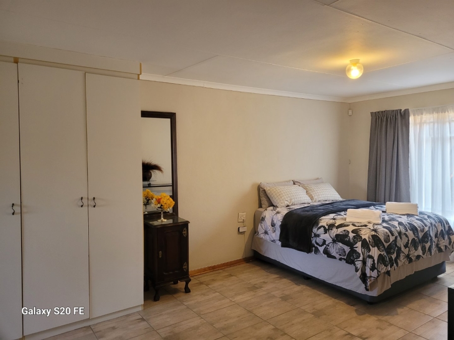 4 Bedroom Property for Sale in Selection Park Gauteng