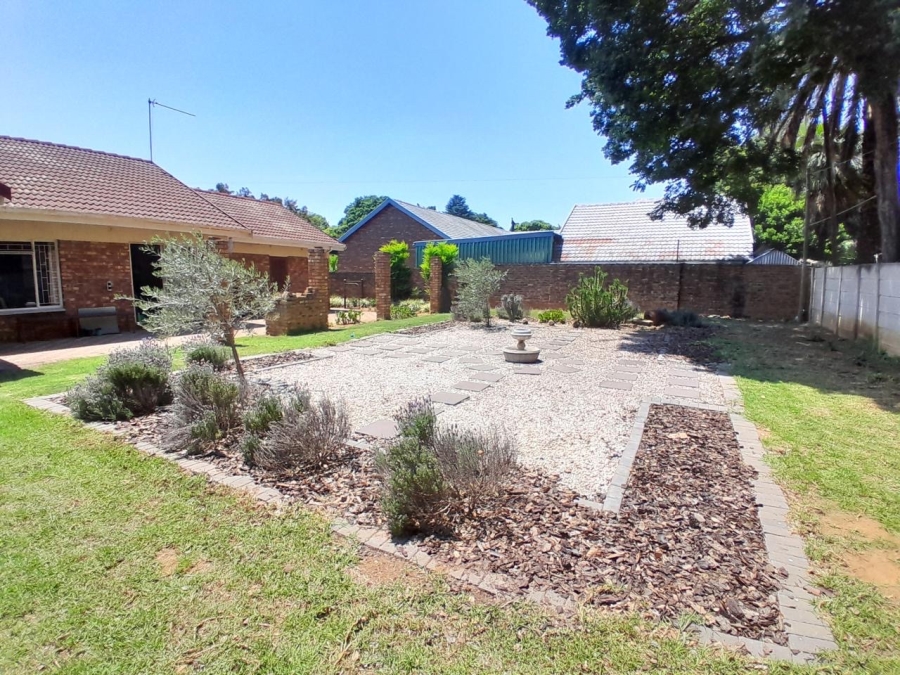 3 Bedroom Property for Sale in Bester Gauteng