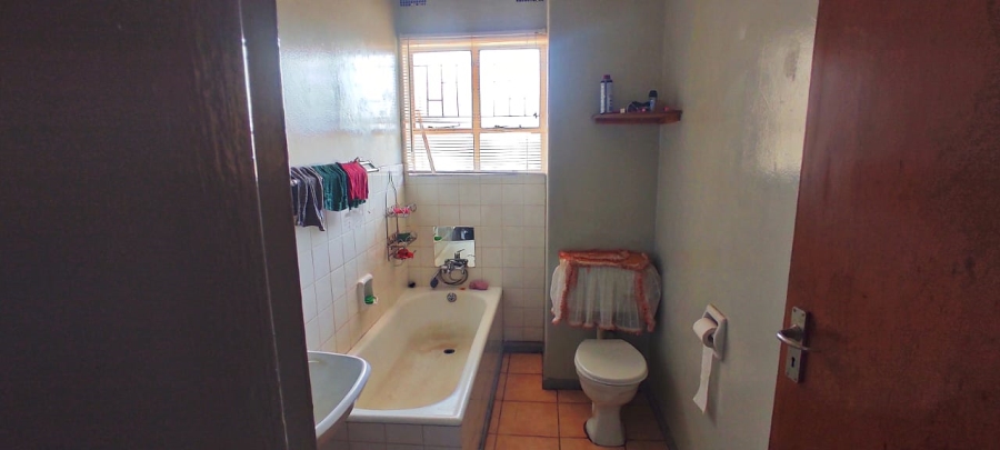 2 Bedroom Property for Sale in Vanderbijlpark CW 1 Gauteng