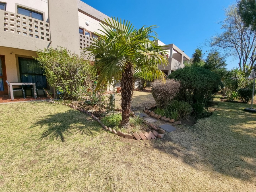 2 Bedroom Property for Sale in New Market Park Gauteng
