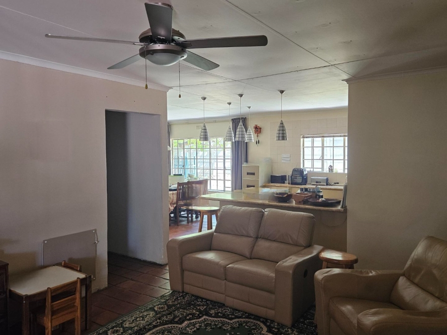 4 Bedroom Property for Sale in Weltevreden Park Gauteng