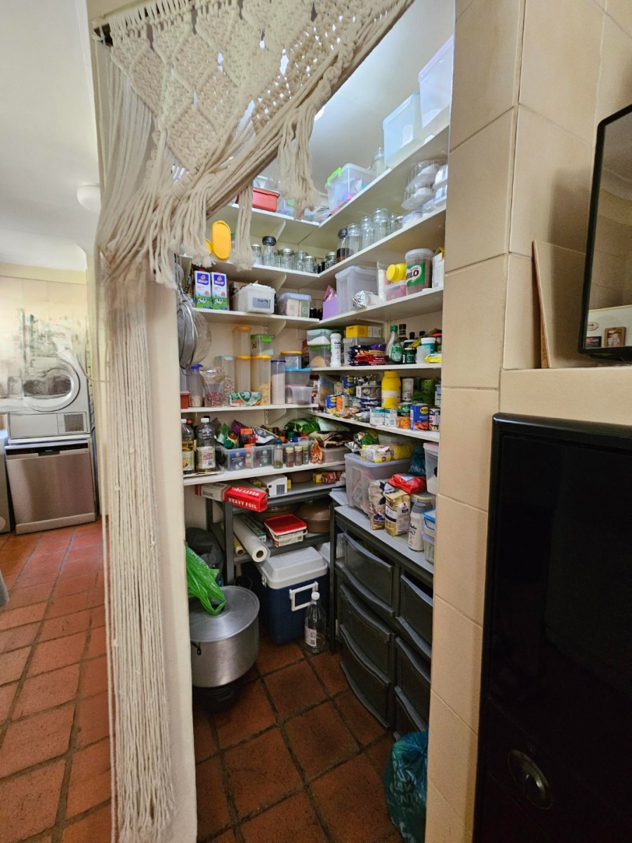 4 Bedroom Property for Sale in Weltevreden Park Gauteng