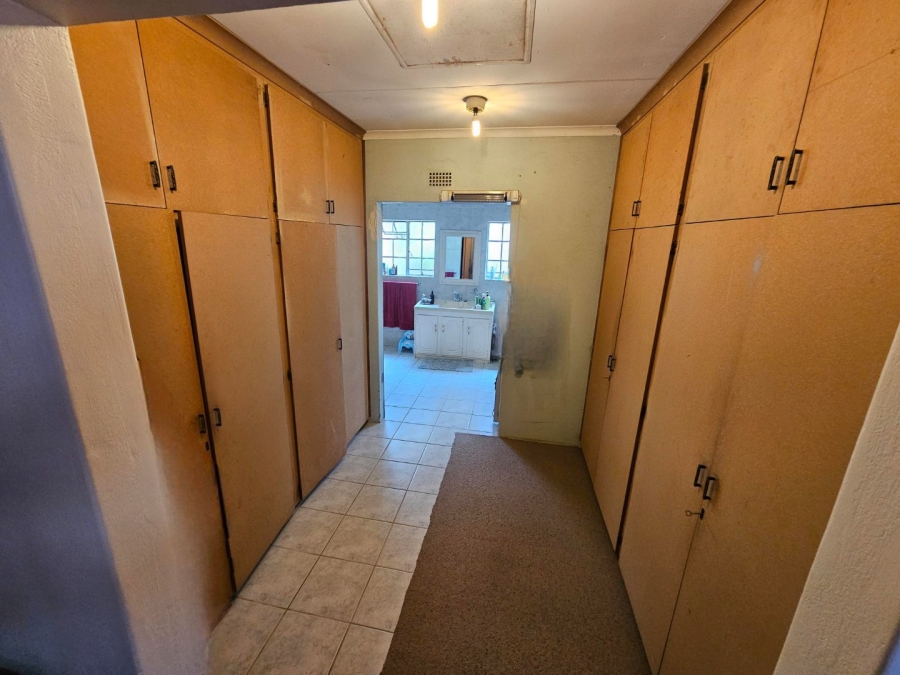 4 Bedroom Property for Sale in Weltevreden Park Gauteng