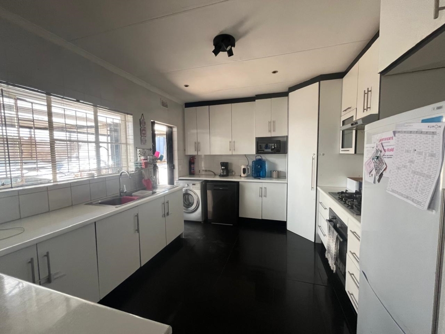 3 Bedroom Property for Sale in Naturena Gauteng