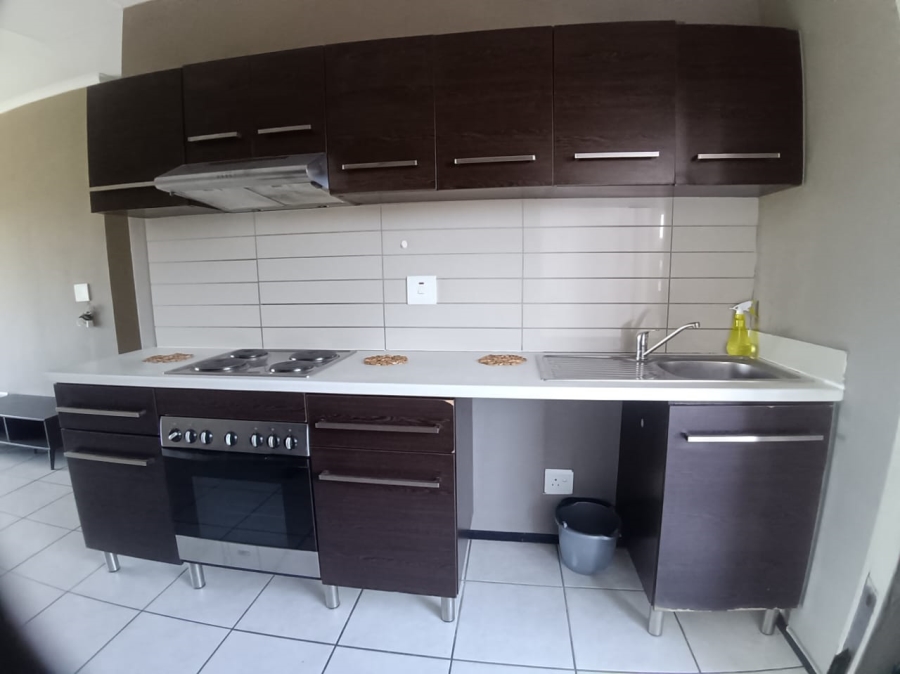To Let 2 Bedroom Property for Rent in North Riding Gauteng