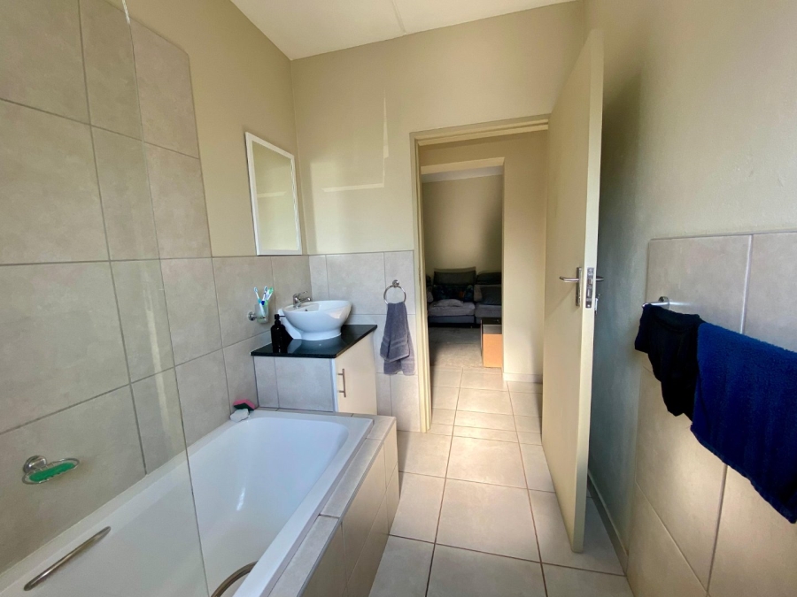 2 Bedroom Property for Sale in Brentwood Park Gauteng