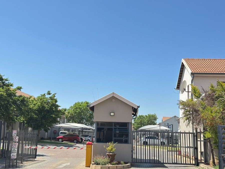 To Let 2 Bedroom Property for Rent in The Stewards Gauteng