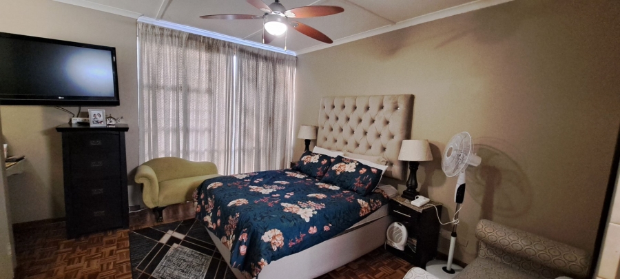 2 Bedroom Property for Sale in Essexwold Gauteng