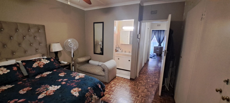 2 Bedroom Property for Sale in Essexwold Gauteng
