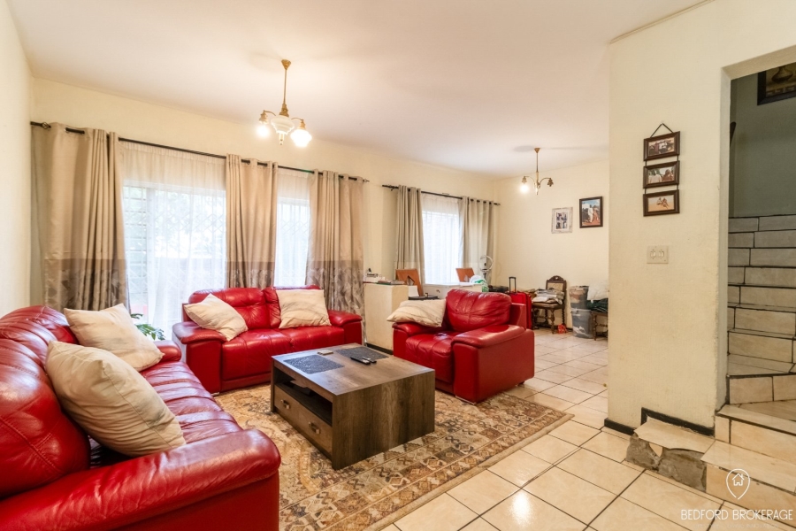 To Let 3 Bedroom Property for Rent in Lyndhurst Gauteng