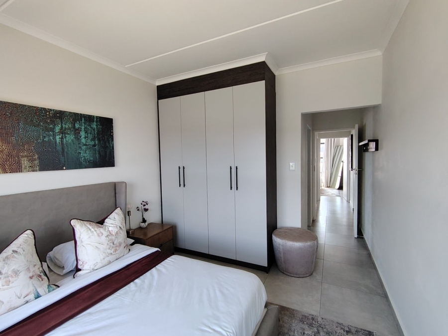 2 Bedroom Property for Sale in North Riding Gauteng