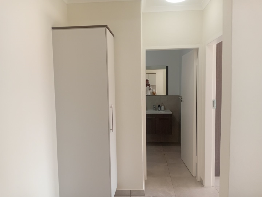 1 Bedroom Property for Sale in North Riding Gauteng