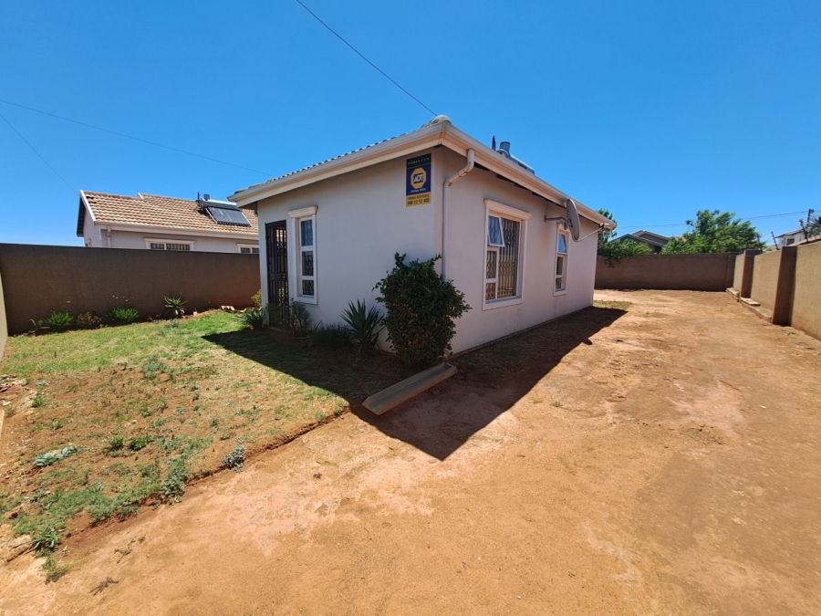 3 Bedroom Property for Sale in Protea Glen Gauteng