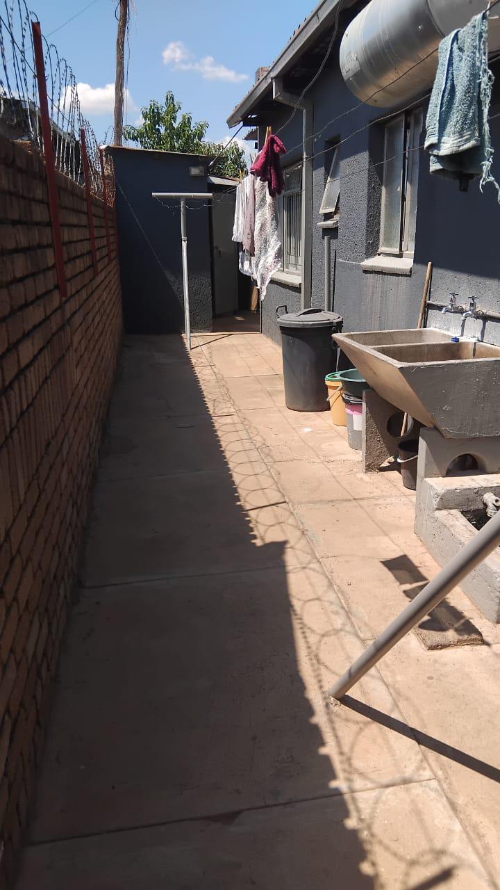 11 Bedroom Property for Sale in Soshanguve VV Gauteng