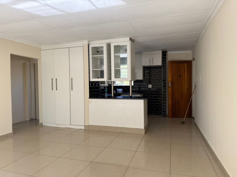 2 Bedroom Property for Sale in Vorna Valley Gauteng