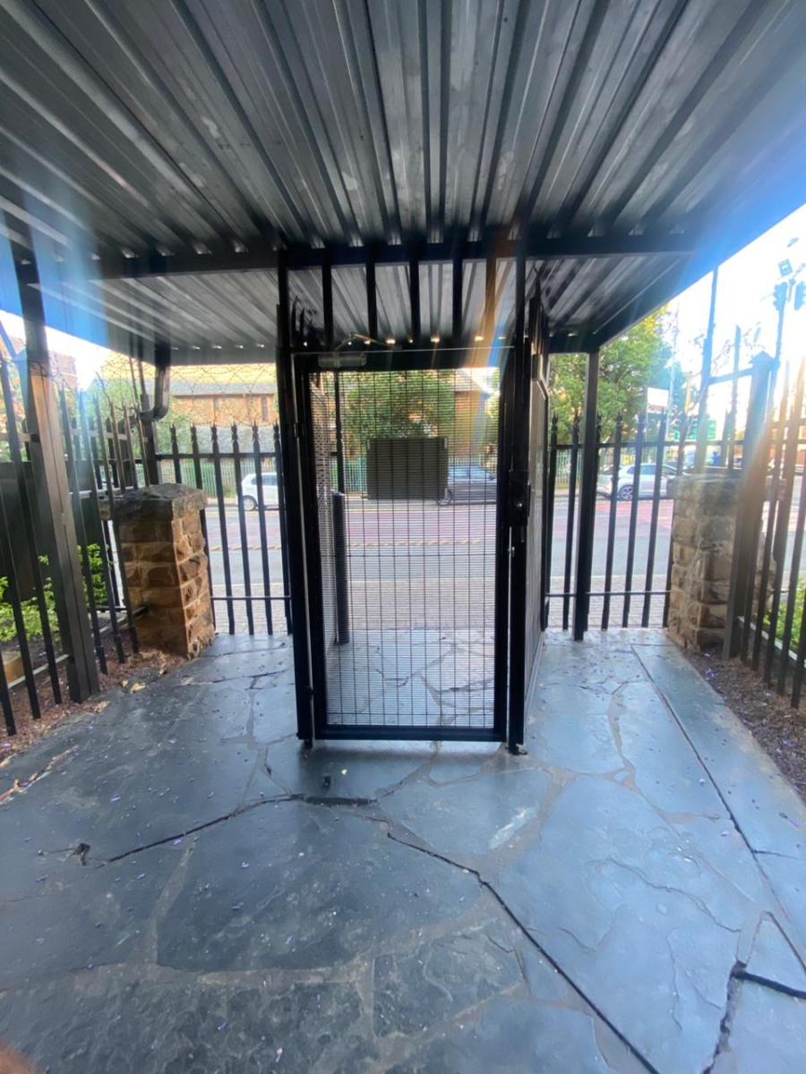 5 Bedroom Property for Sale in Pretoria Gauteng