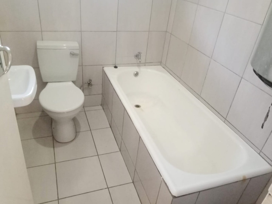 To Let 2 Bedroom Property for Rent in Primrose Gauteng