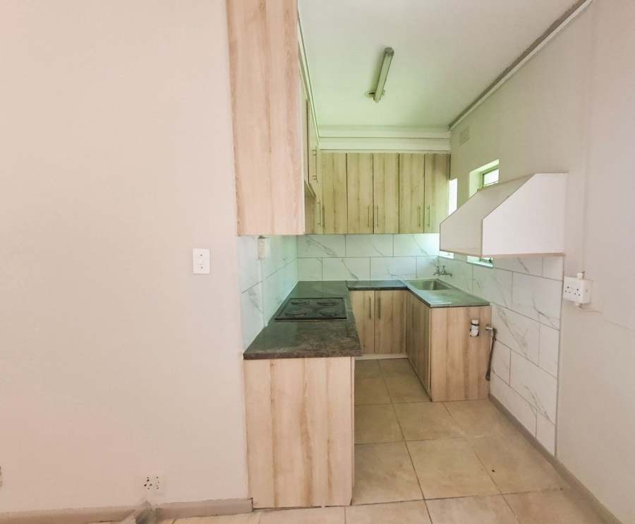 To Let 1 Bedroom Property for Rent in Lynnwood Glen Gauteng